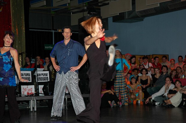 min 2005 11 12 fous swing 269